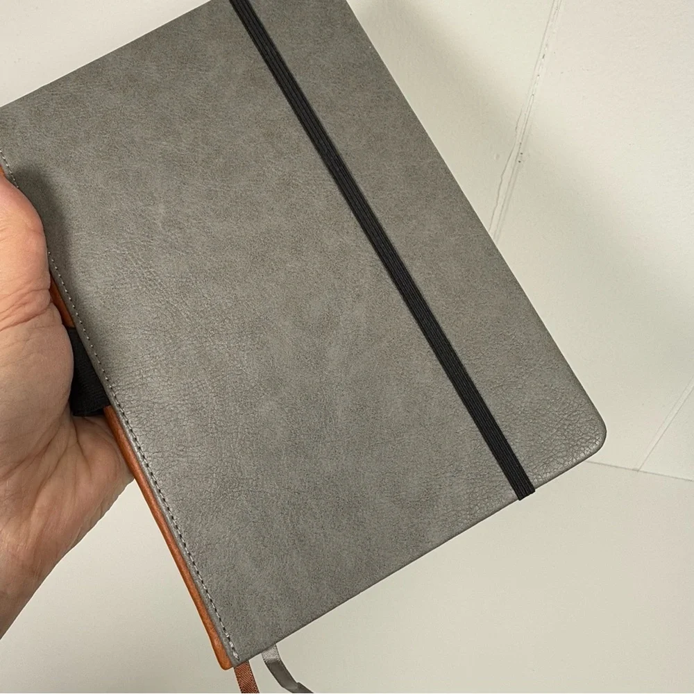 Lemome Gray  Undated (A5) Hardcover Daily Planner Calendar Weekly Monthly NWOT
